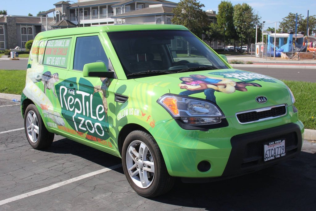 A reptile zoo vehicle